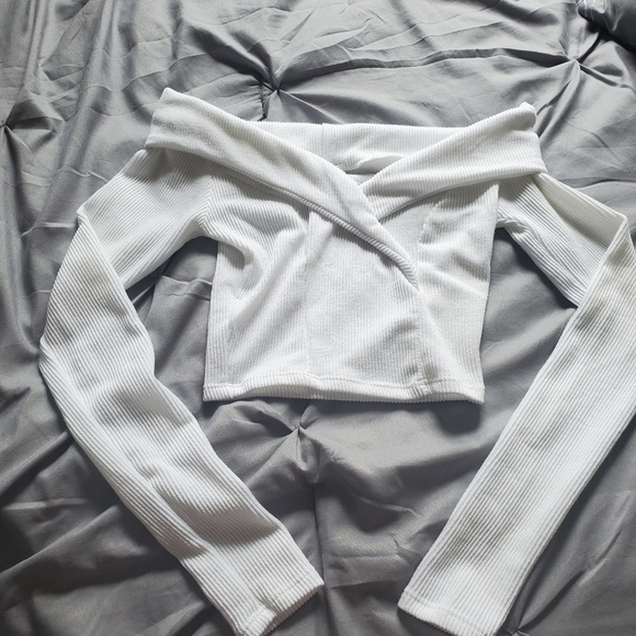 Off shoulder crop top - Picture 1 of 1